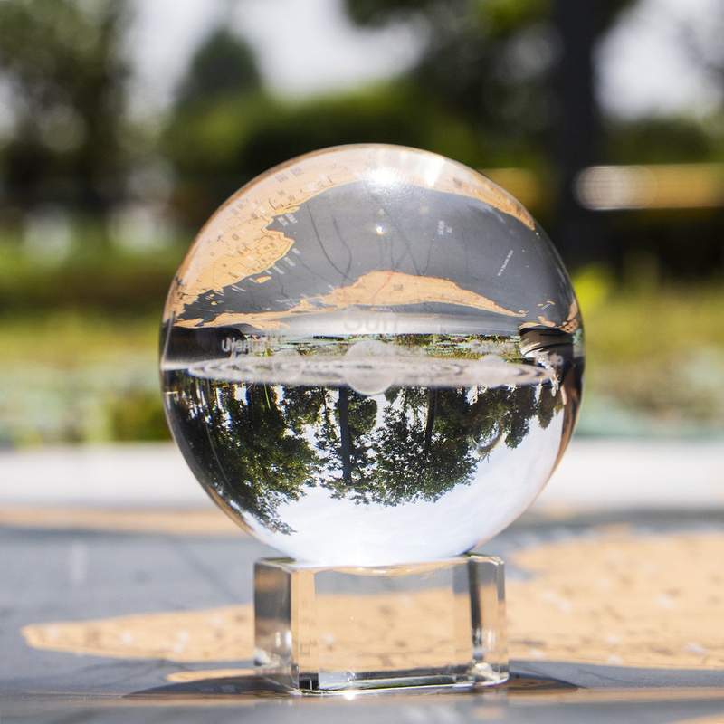 3D SOLAR SYSTEM CRYSTAL BALL - 5econds.co