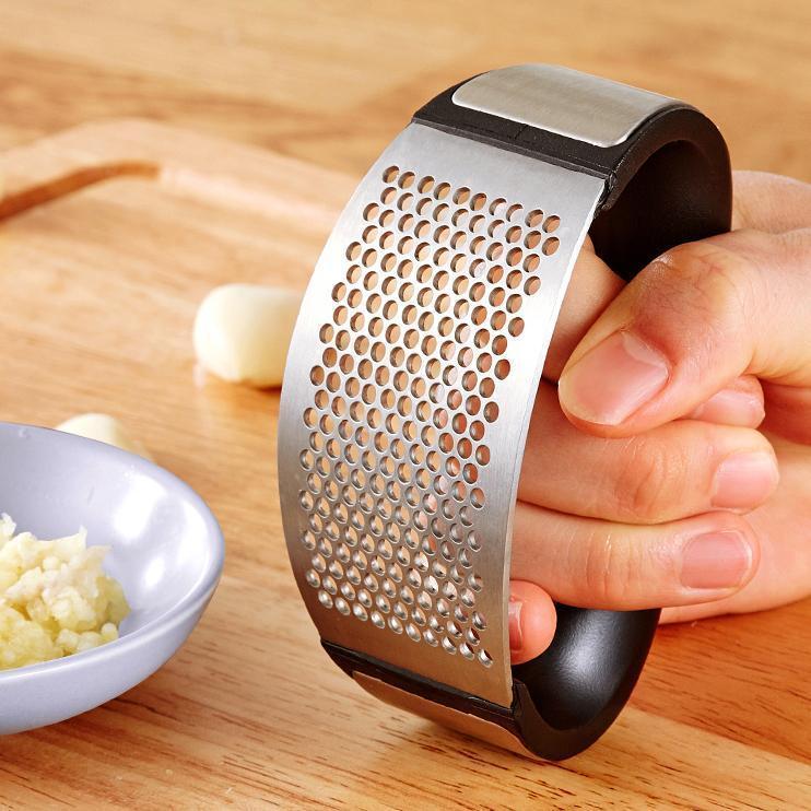 New Garlic Press - Stainless Steel Manual Garlic Mincer Slicer With Handle Garlic Crusher Squeezer Vegetable Tool Kitchen Gadgets